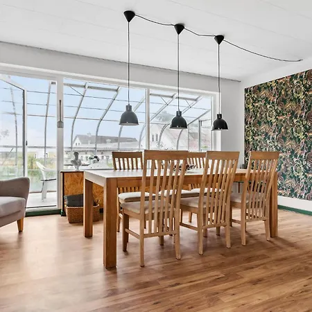 2 Bedroom Stunning In * Vrå