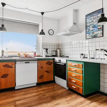 Vakantiehuis 2 Bedroom Stunning In