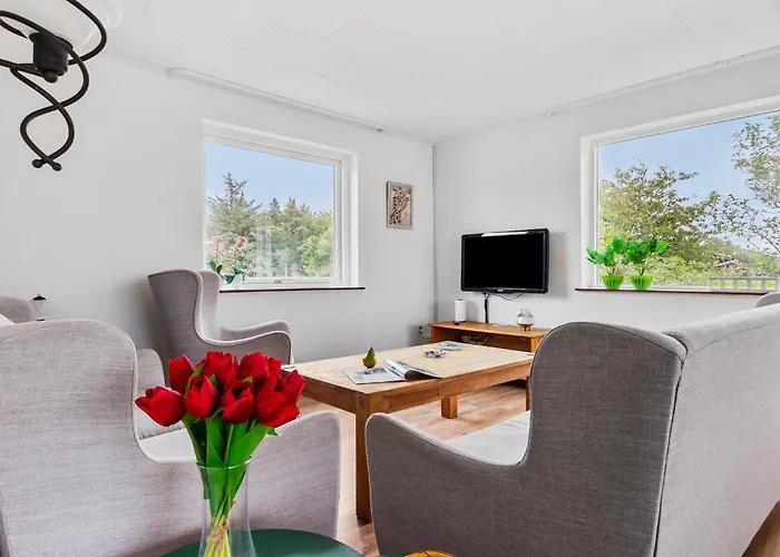 Holiday home 2 Bedroom Stunning In
