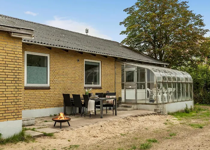 2 Bedroom Stunning In Holiday home Vra